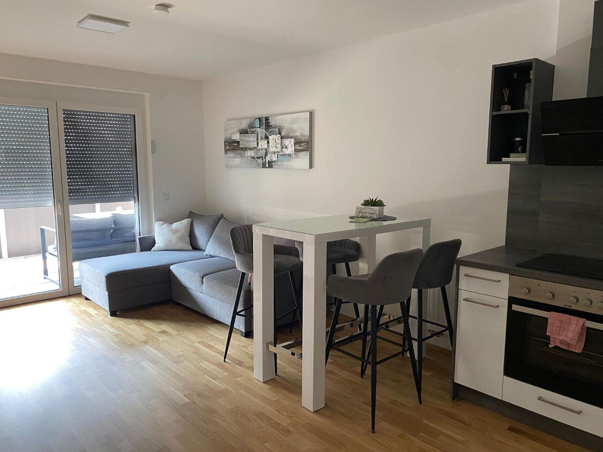Wunderschoene, Neue Wohnung Mit Grosser Terrasse Ebenthal  Bagian luar foto